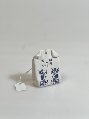 Kit-TEA Teabag Sculpture