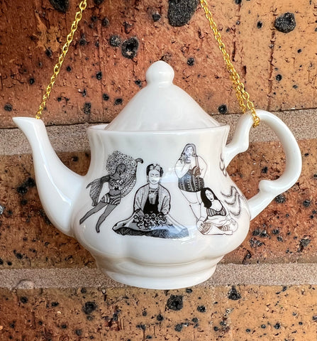 ‘Ladies‘ Miniature Teapot Decoration